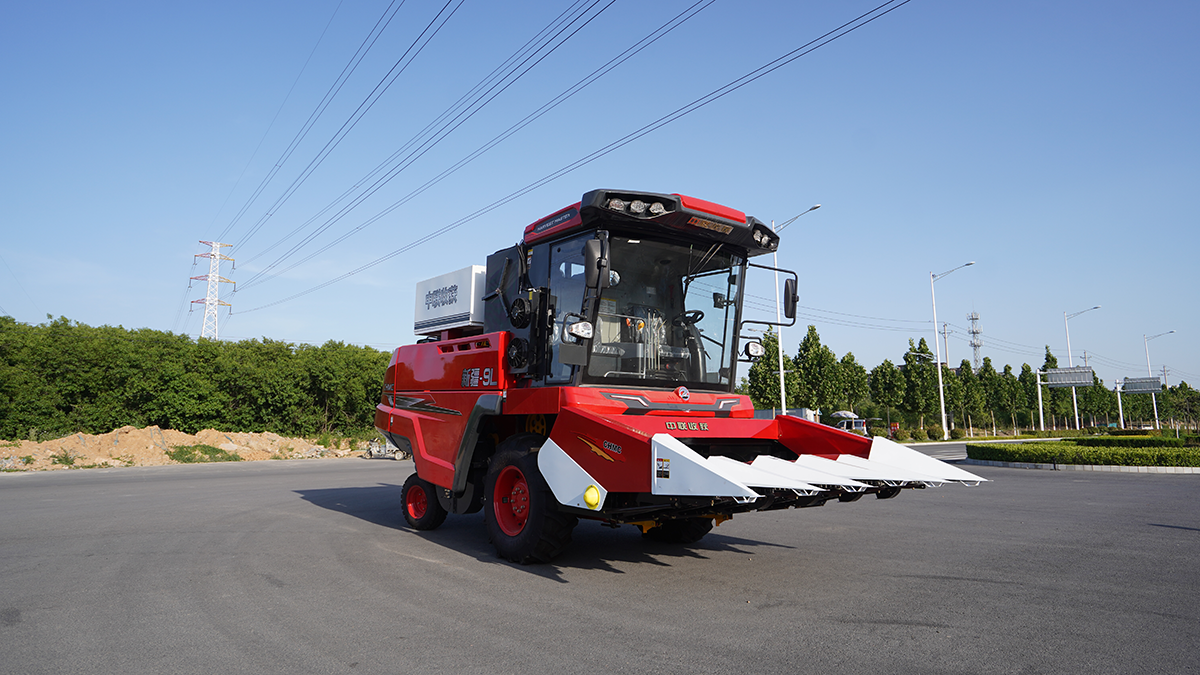 “AG电子”2022款4YZL-5自走式玉米籽粒联合收割机